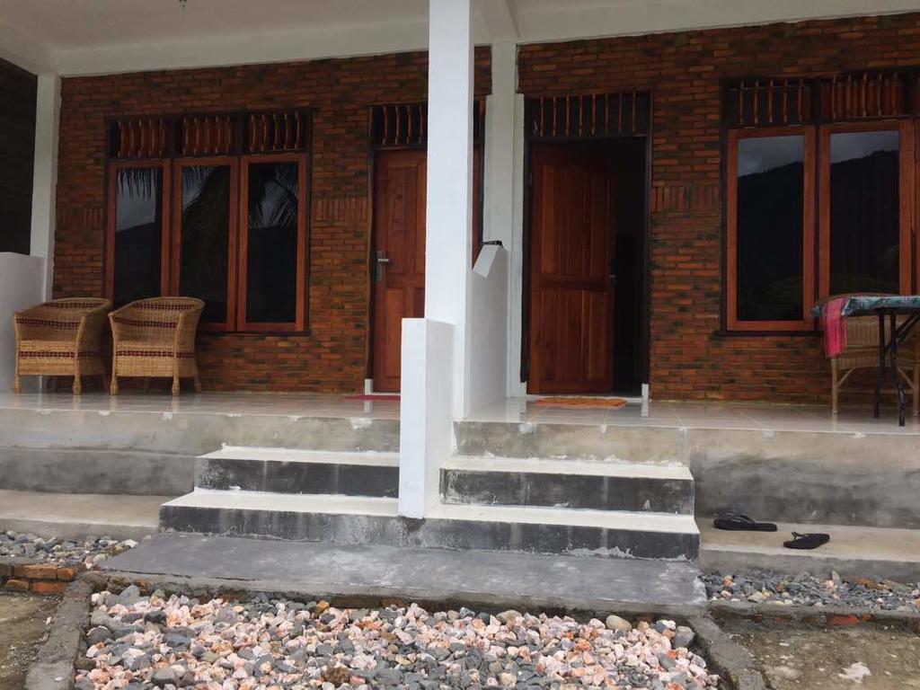 Aman'S Guesthouse Tuktuk Siadong Bagian luar foto