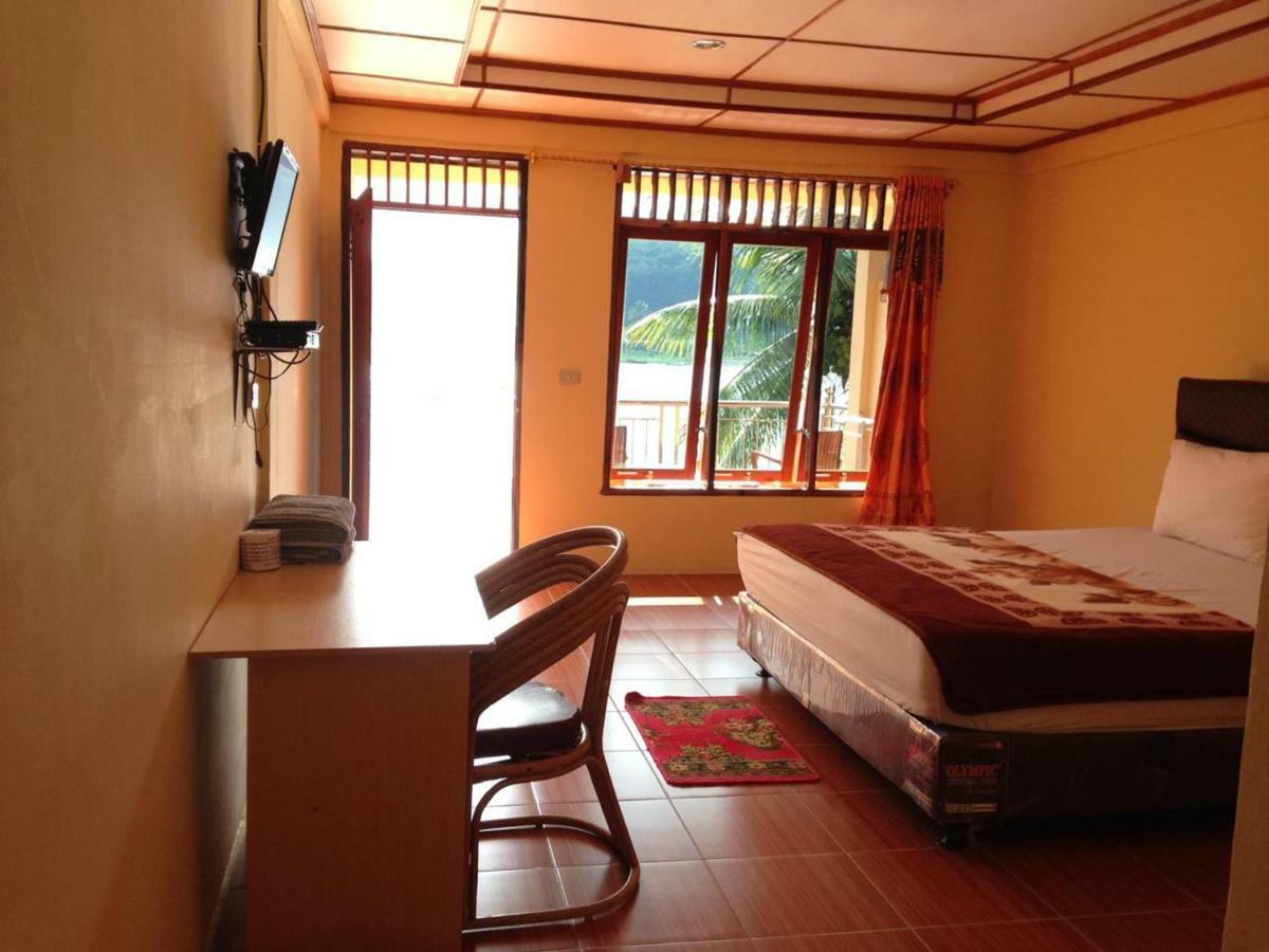 Aman'S Guesthouse Tuktuk Siadong Bagian luar foto