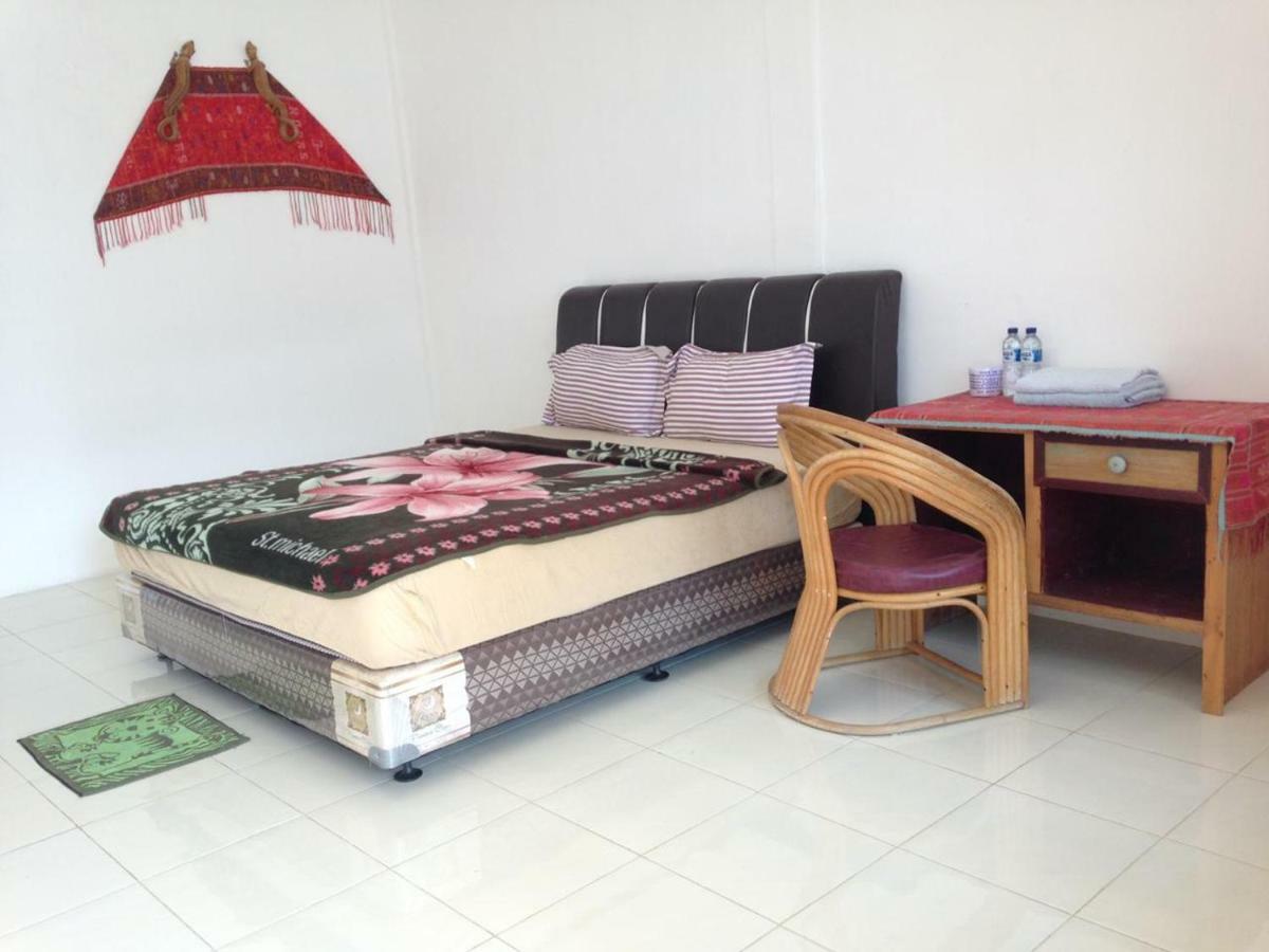 Aman'S Guesthouse Tuktuk Siadong Bagian luar foto