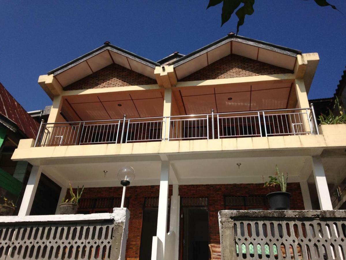 Aman'S Guesthouse Tuktuk Siadong Bagian luar foto