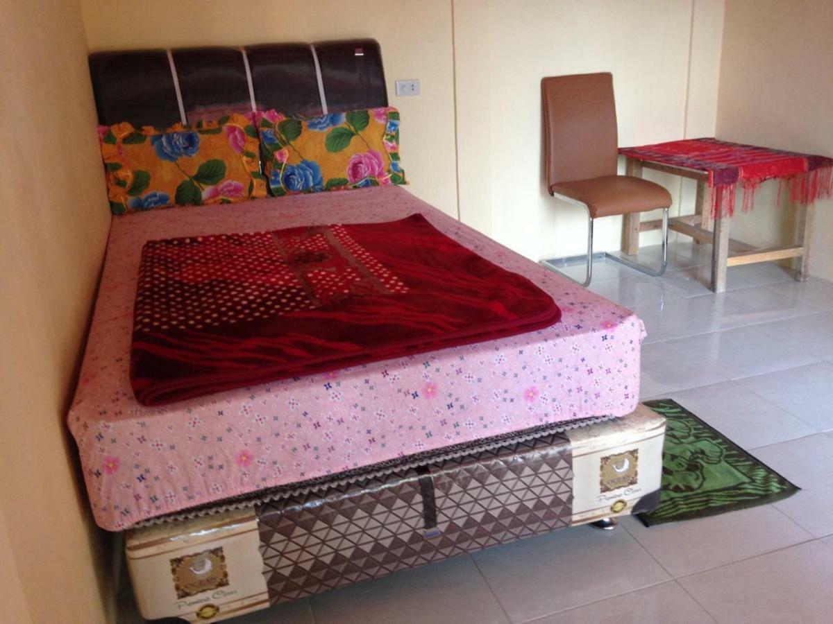 Aman'S Guesthouse Tuktuk Siadong Bagian luar foto