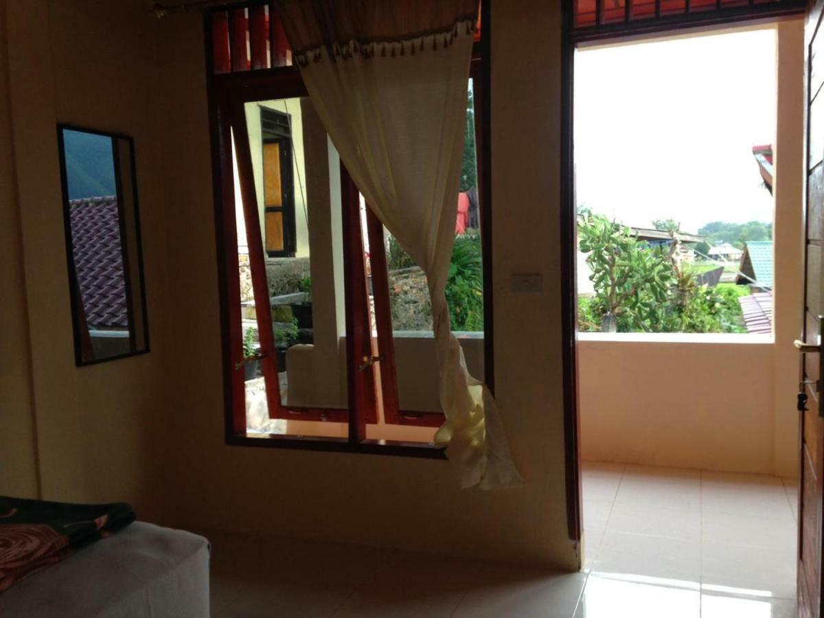 Aman'S Guesthouse Tuktuk Siadong Bagian luar foto